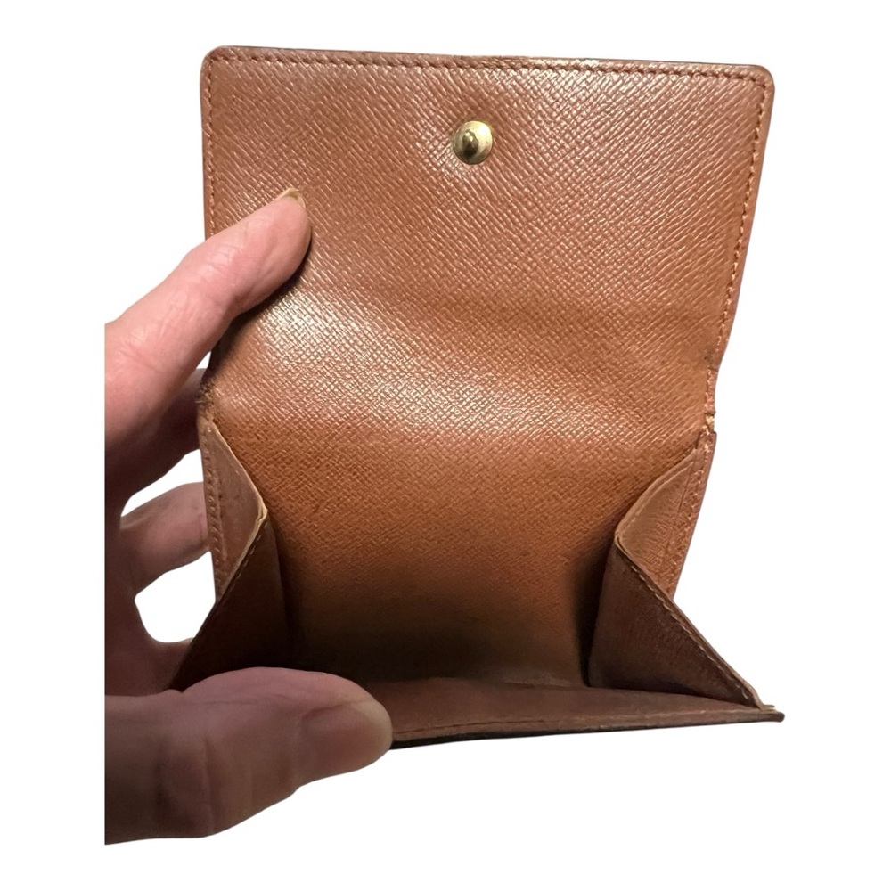 Louis Vuitton Authentic Vintage brown and Gold Monogram Tri-fold Wallet - Picture 13 of 17